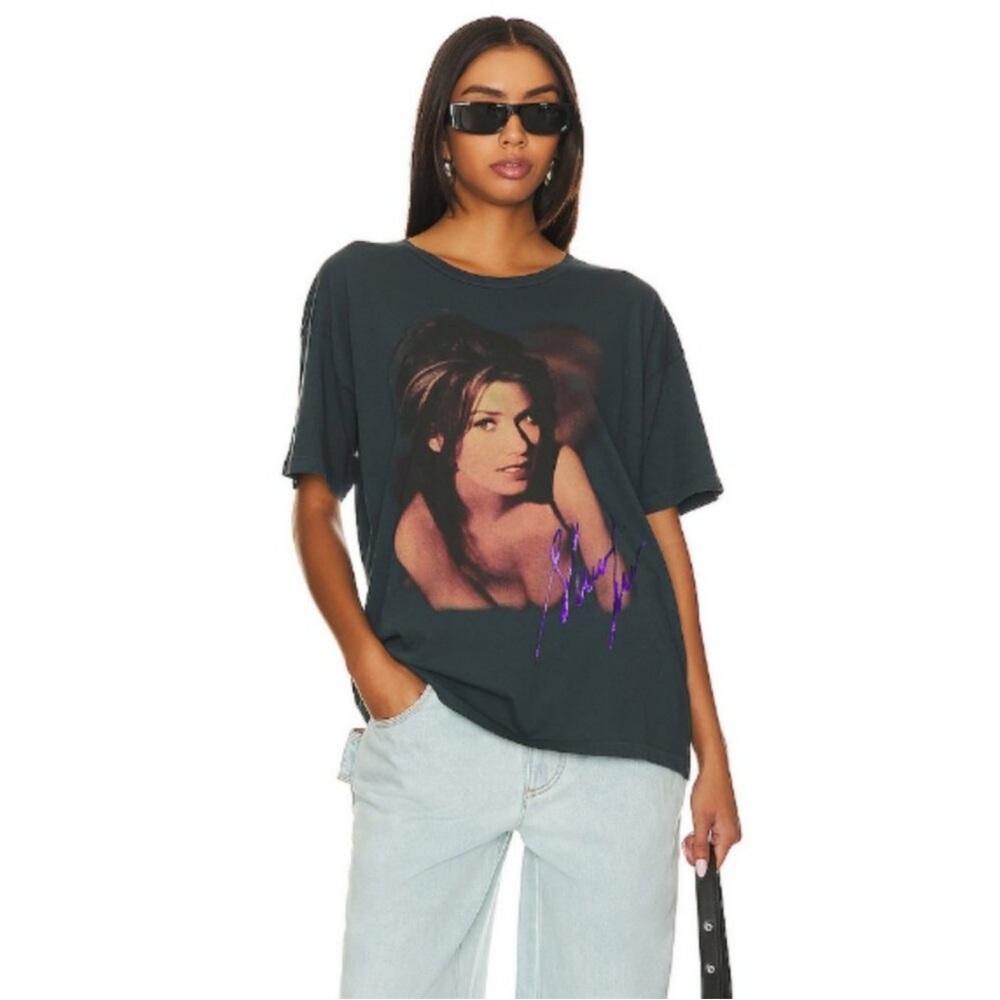 Daydreamer Daydreamer Shania Twain Come  on Over tee